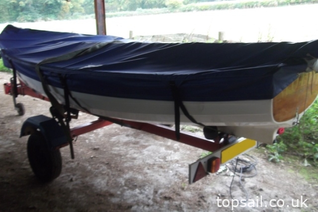 1993 Traditionally Styled GRP Broads Sailing Dinghy & Trailer