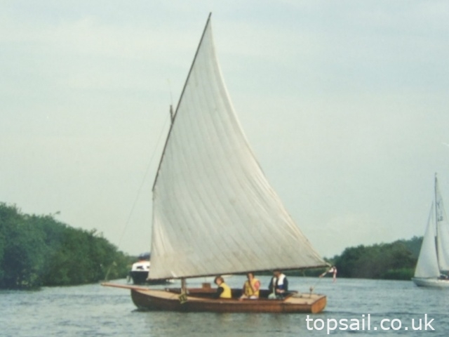 1923 Lugsail Half Decker