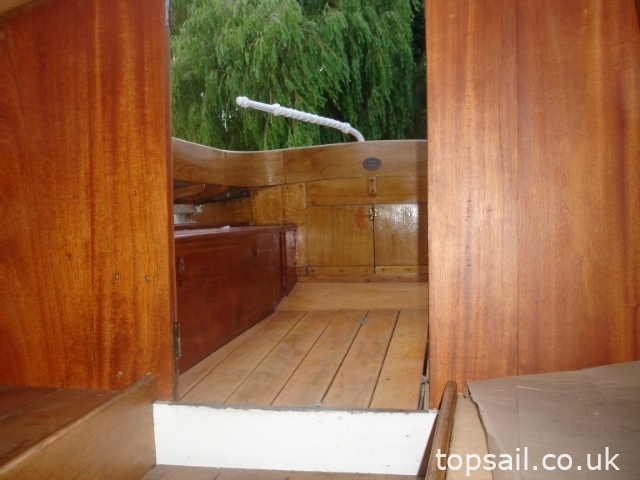 1896 Breydon Cutter River Cruiser Class (Trailer Available)