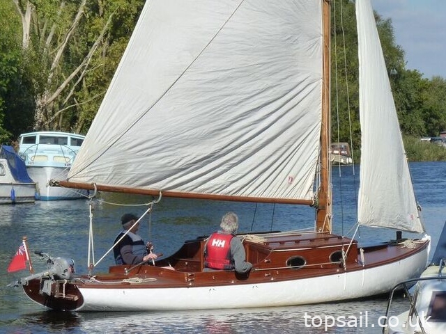 1938 Ernest Woods River Cruiser Class & Trailer