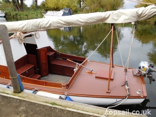 1938 Ernest Woods River Cruiser Class & Trailer