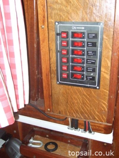 1972 Finesse 24