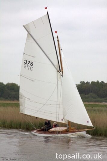 1970 River Cruiser Class Broads Yacht & Trailer