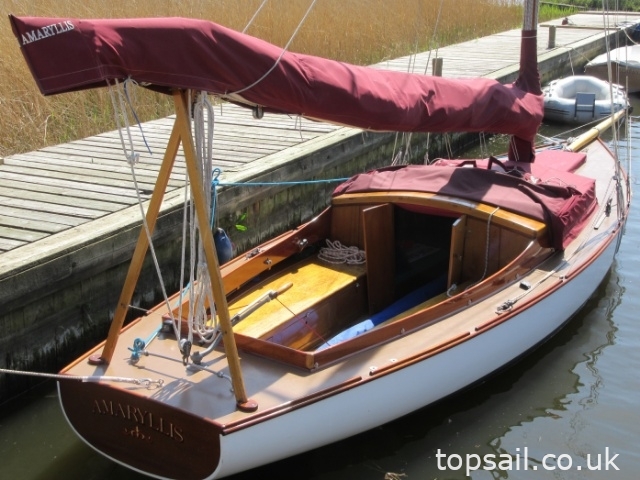 1970 River Cruiser Class Broads Yacht & Trailer
