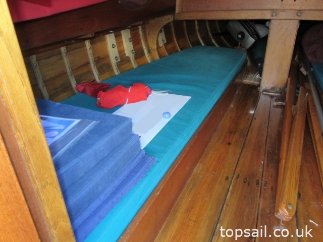 1970 River Cruiser Class Broads Yacht & Trailer