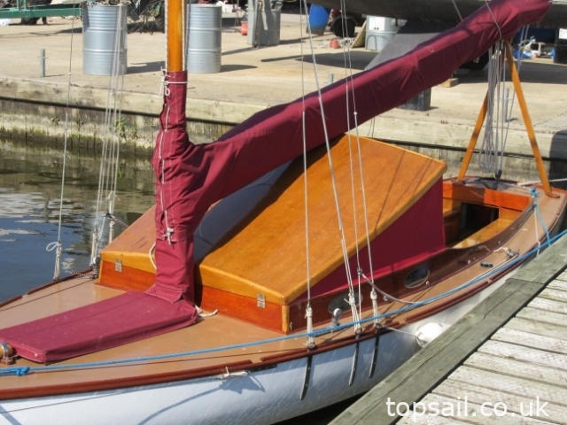 1970 River Cruiser Class Broads Yacht & Trailer