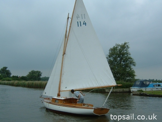 1960 Ernest Woods River Cruiser Class (Trailer Available)