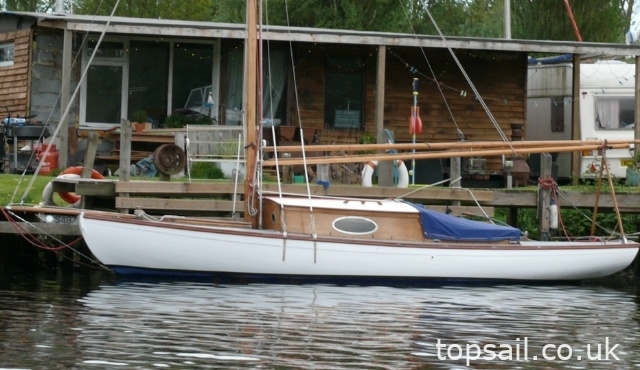 1960 Ernest Woods River Cruiser Class (Trailer Available)