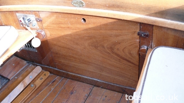 1960 Ernest Woods River Cruiser Class (Trailer Available)