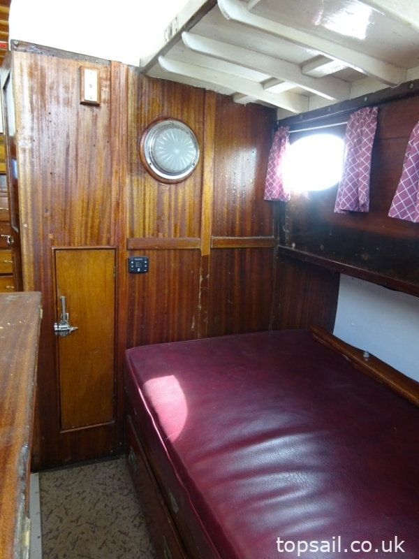 1949 Japonica Class Broads Yacht