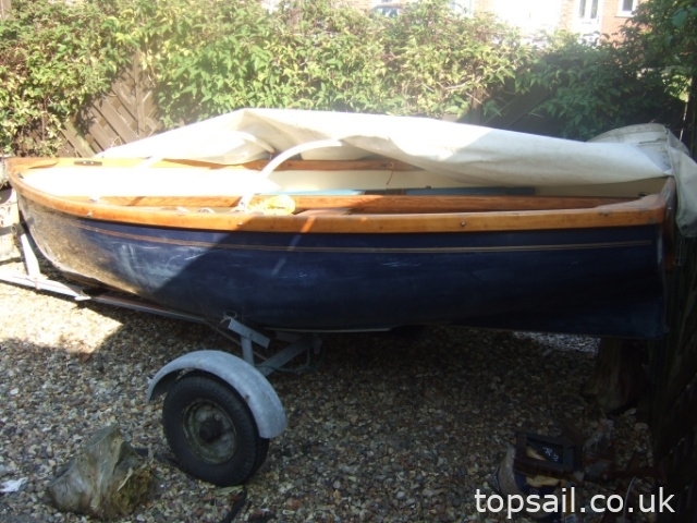 Cornish Cove Sailing Dinghy & Trailer