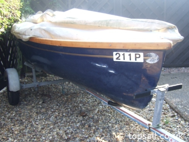 Cornish Cove Sailing Dinghy & Trailer