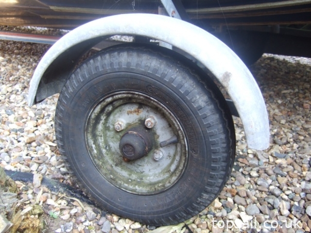 Cornish Cove Sailing Dinghy & Trailer