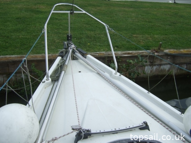 1987 Pegasus 700 (Shallow Fin Keel)