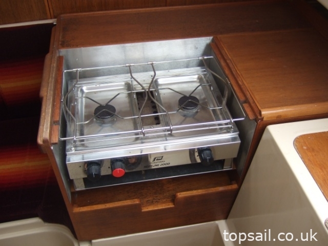 1987 Pegasus 700 (Shallow Fin Keel)
