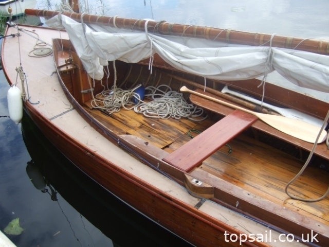 1939 Hunter’s Woodcut Class Lug Sail Half Decker
