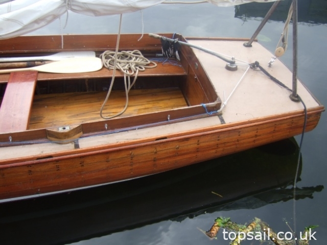 1939 Hunter’s Woodcut Class Lug Sail Half Decker