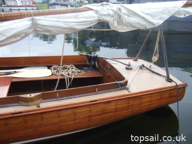 1939 Hunter’s Woodcut Class Lug Sail Half Decker