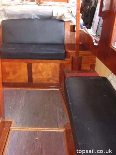 2012 Jaunty 20 Electric Powered Day Launch/Picnic Boat