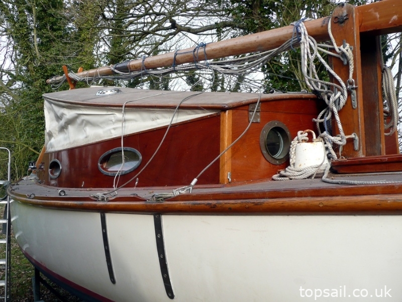 1980 Farrington 25 RCC & Trailer