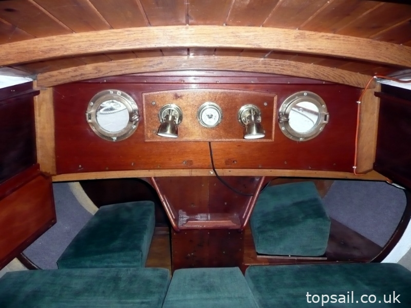 1980 Farrington 25 RCC & Trailer