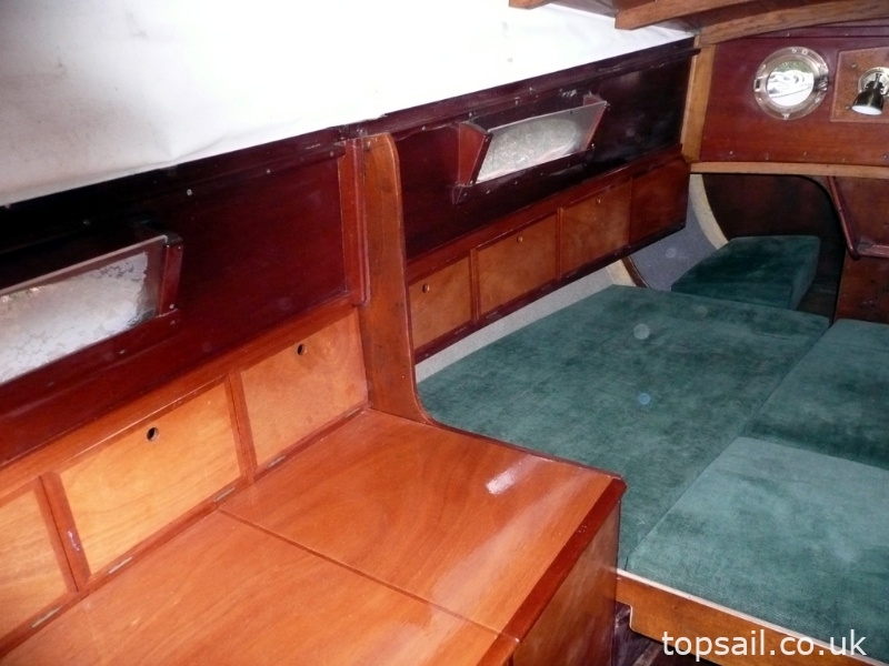 1980 Farrington 25 RCC & Trailer