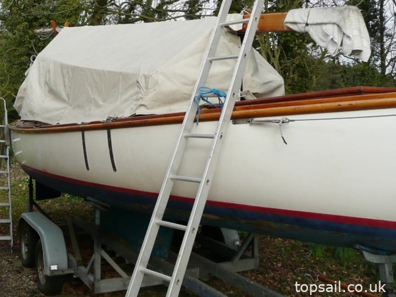 1980 Farrington 25 RCC & Trailer
