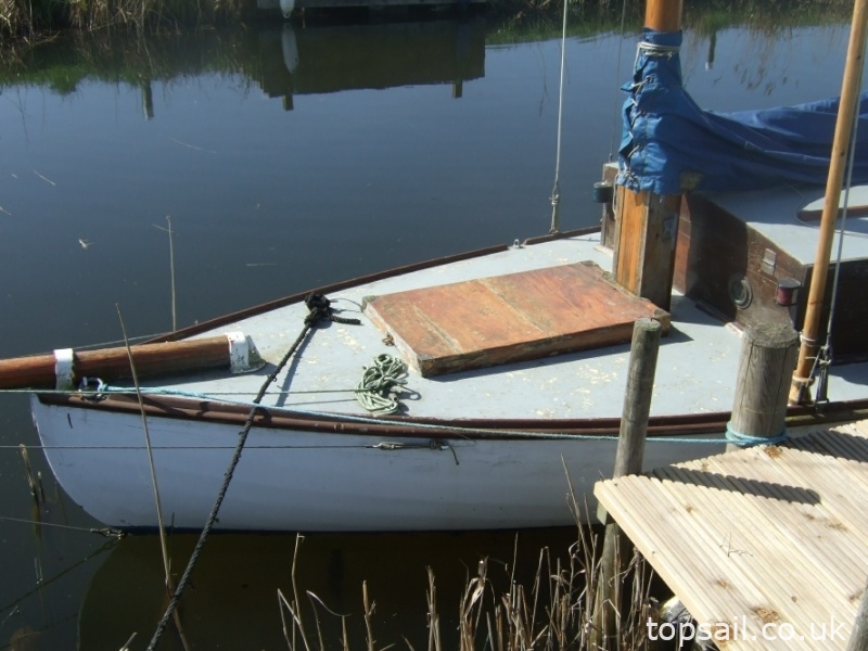 1907 River Cruiser Class Broads Yacht (Trailer Available)