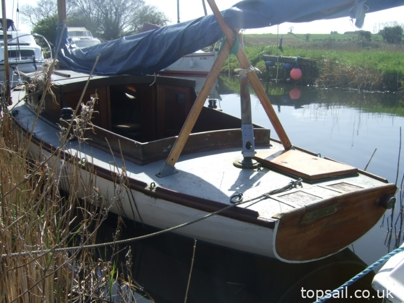 1907 River Cruiser Class Broads Yacht (Trailer Available)