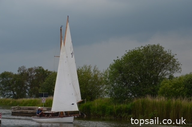 1907 River Cruiser Class Broads Yacht (Trailer Available)