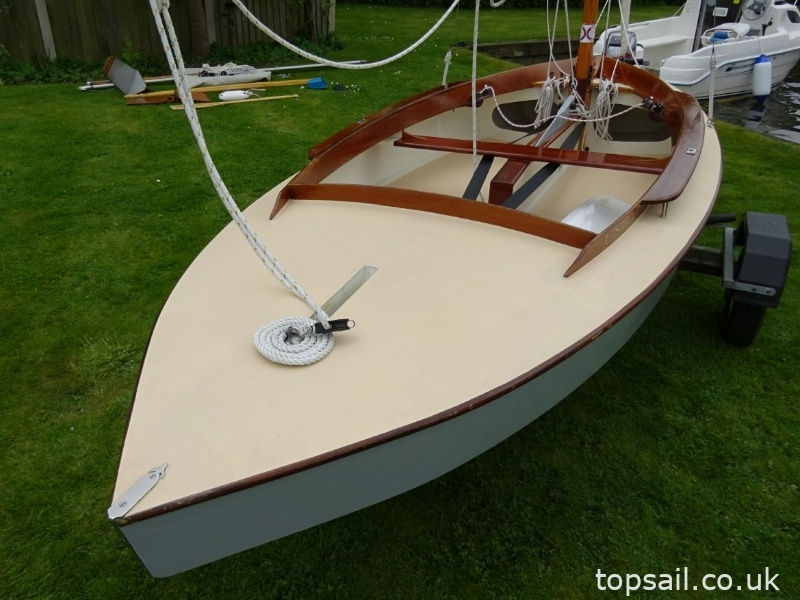 1995 Mini Norfolk Punt & Trailer