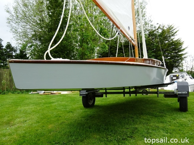 1995 Mini Norfolk Punt & Trailer