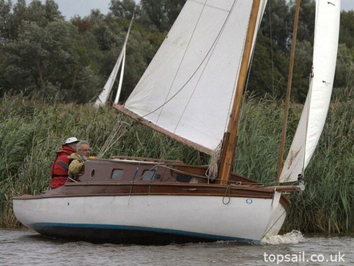 1946 Woods Gay Lady Class River Cruiser