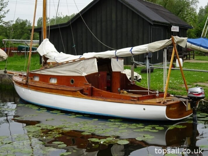 1946 Woods Gay Lady Class River Cruiser