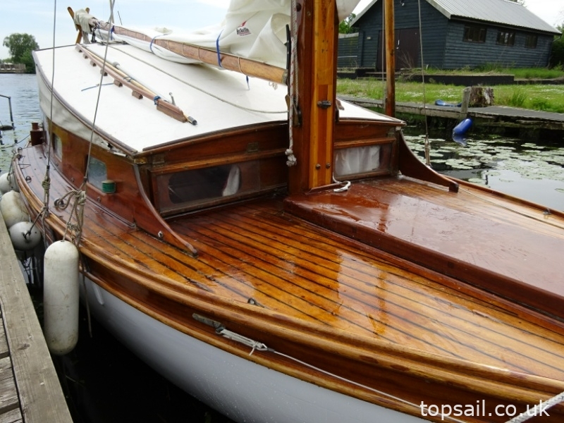 1946 Woods Gay Lady Class River Cruiser