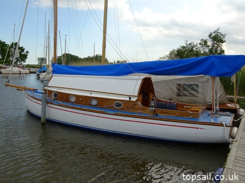 1935 Applegate Cordon Rouge Class River Cruiser
