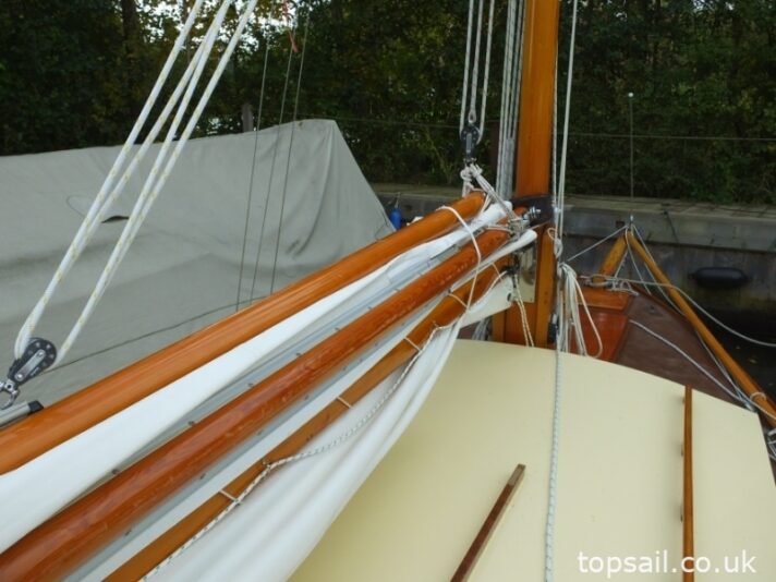 2004 Unique River Cruiser Class Sailing Cruiser