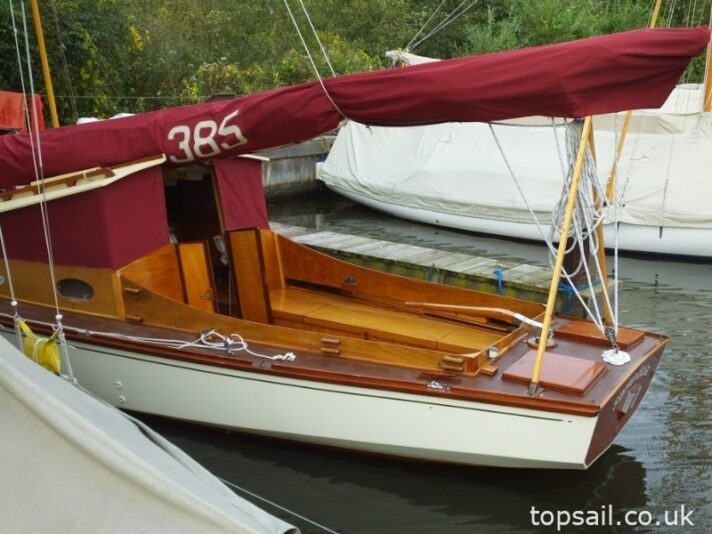 2004 Unique River Cruiser Class Sailing Cruiser
