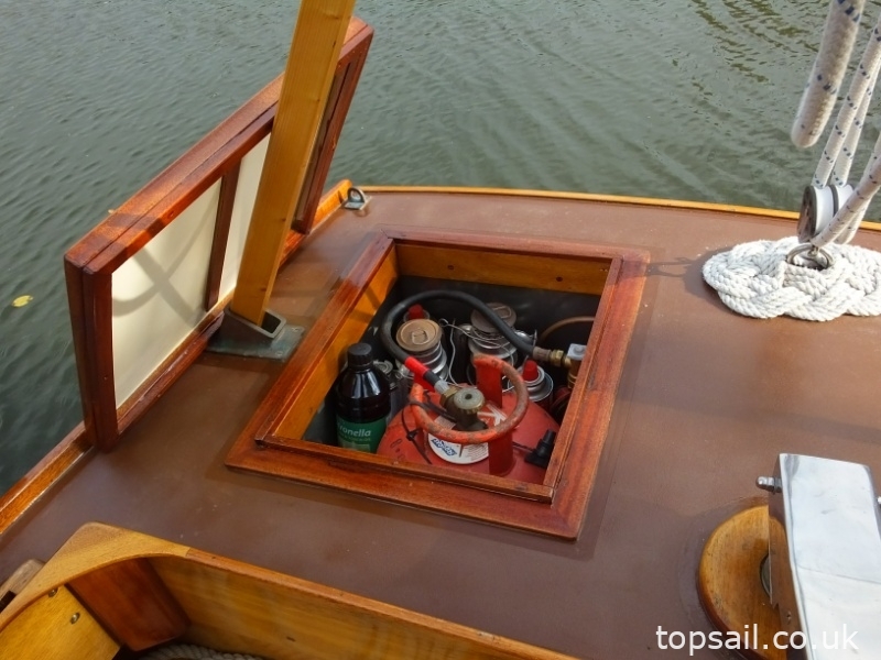 2004 Unique River Cruiser Class Sailing Cruiser