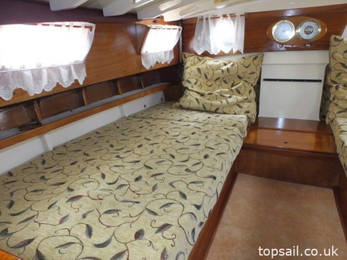 2004 Unique River Cruiser Class Sailing Cruiser