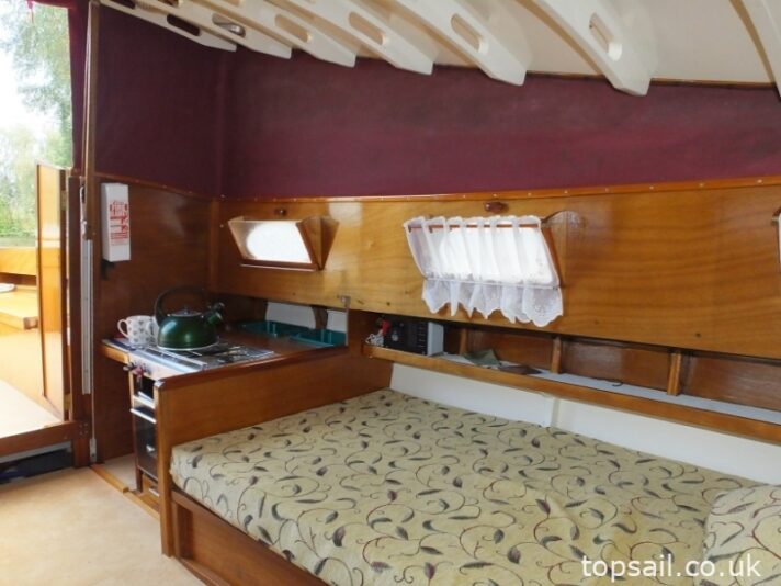 2004 Unique River Cruiser Class Sailing Cruiser