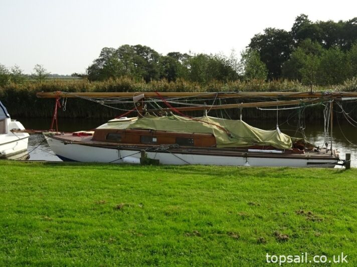 1952 Chumley & Hawke River Cruiser Class