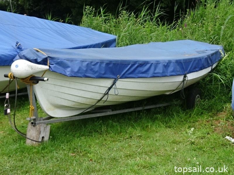 1999 Lug Sail Simulated Clinker GRP Dinghy & Trailer
