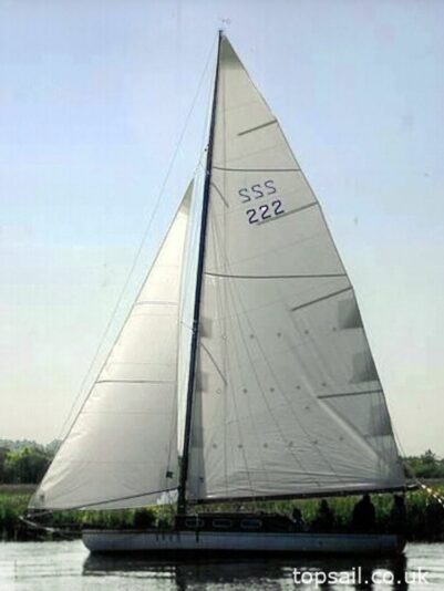 1985 Easticks 28 River Cruiser (GRP Hull)