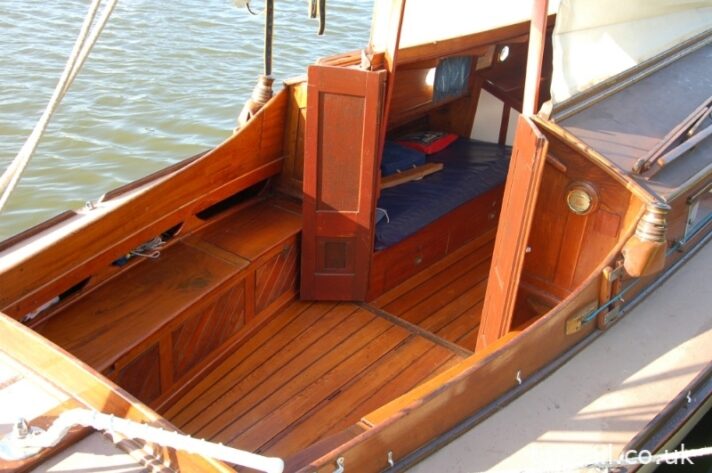 1932 Golden Dawn Class River Cruiser