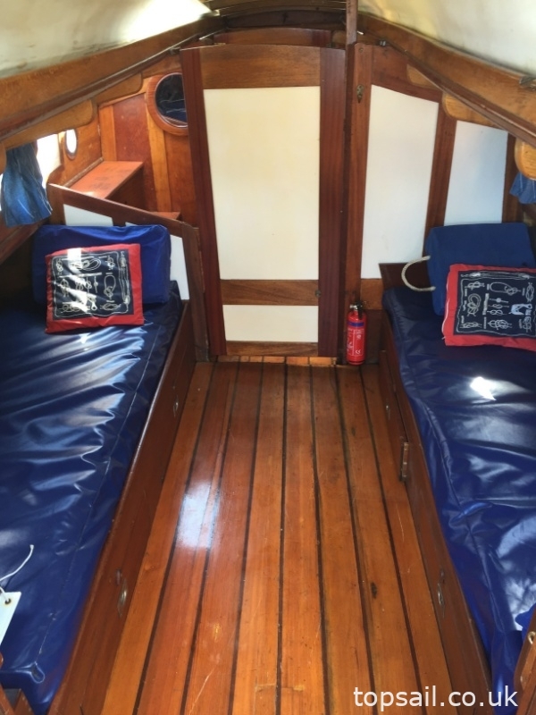 1932 Golden Dawn Class River Cruiser