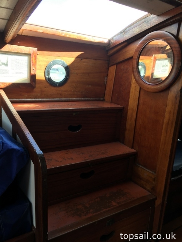 1932 Golden Dawn Class River Cruiser