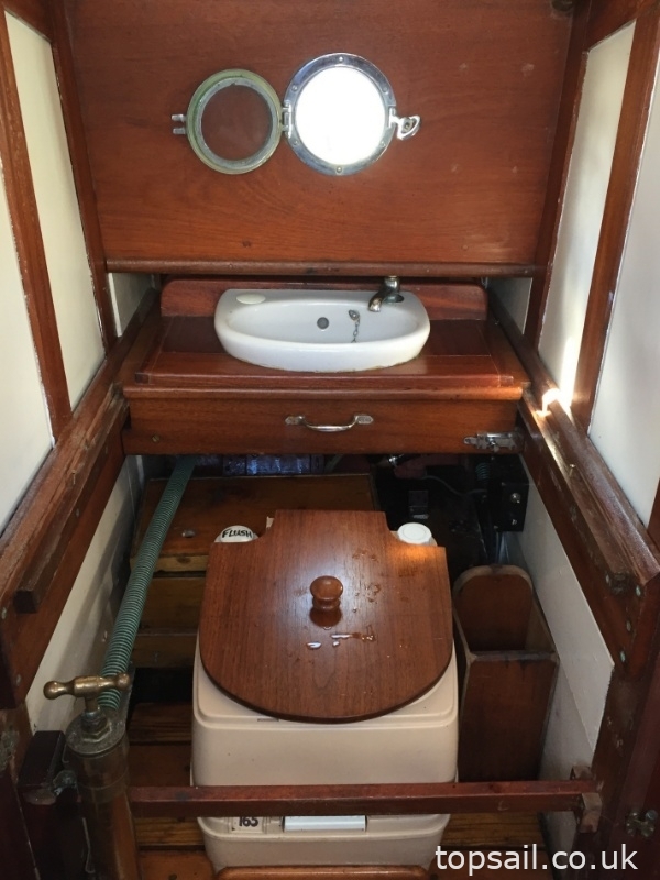 1932 Golden Dawn Class River Cruiser