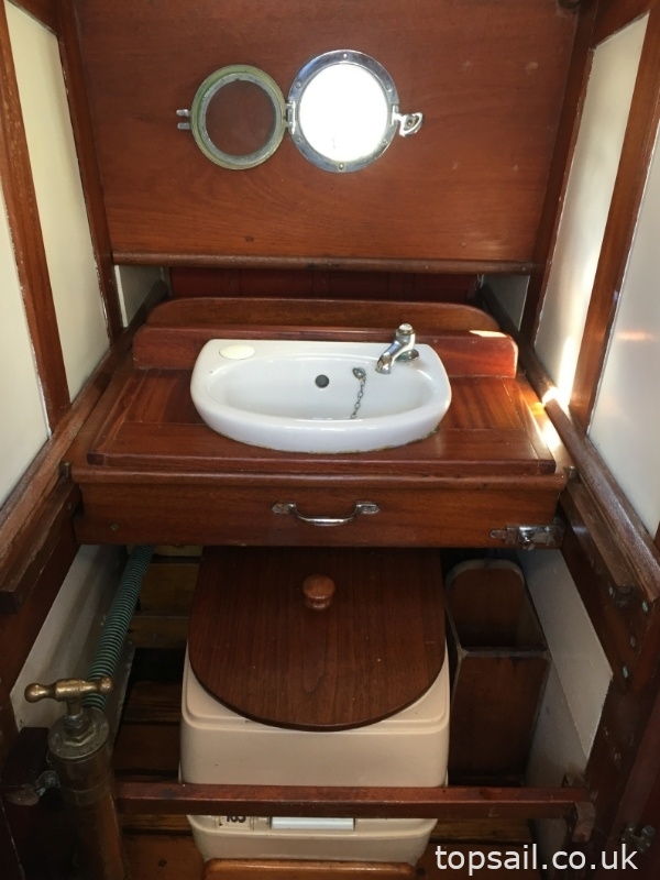 1932 Golden Dawn Class River Cruiser