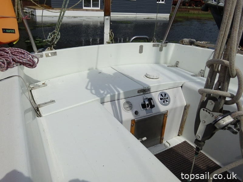 1989 Hunter Duette 23